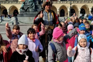 TkJ2NkJF_8_11zon TkJ2NkJF_8_11zon