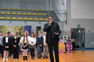 5GY2-FIk_4_11zon 5GY2-FIk_4_11zon